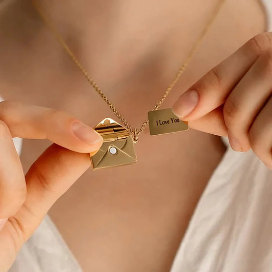 MemoirEnvelope™ Necklace - Your Memories, Your Style!