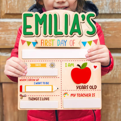 Personalized First and Day Last Day of School Sign, Interchangeable Names