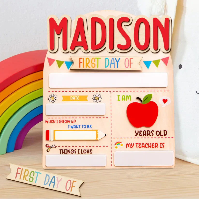 Personalized First and Day Last Day of School Sign, Interchangeable Names
