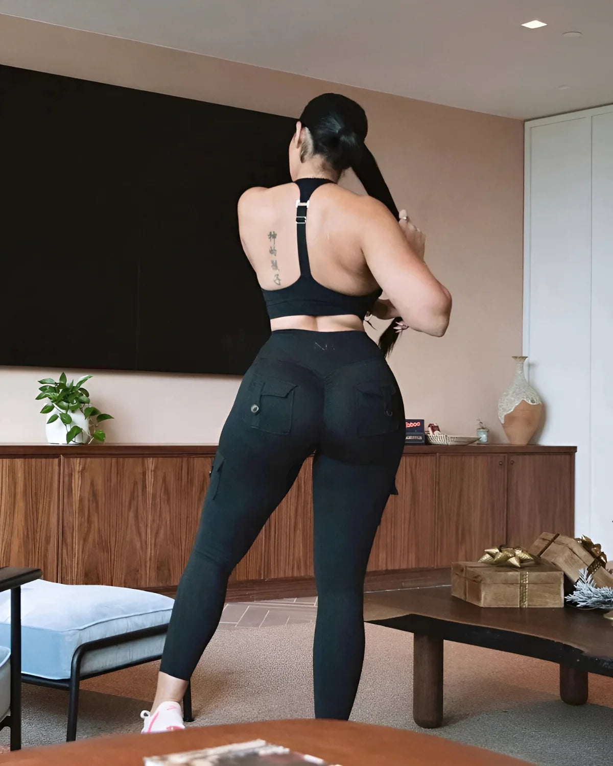 CurveFit™ - Viral Cargo Leggings