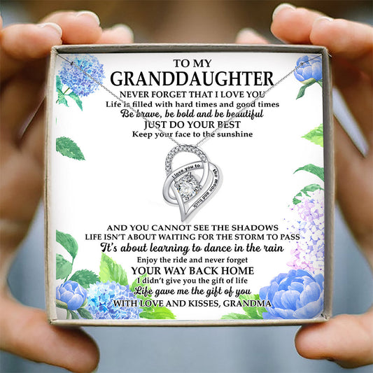 NEVER FORGET THAT I LOVE YOU - NECKLACE FOR GRANDDAUGHTER FROM GRANDMA