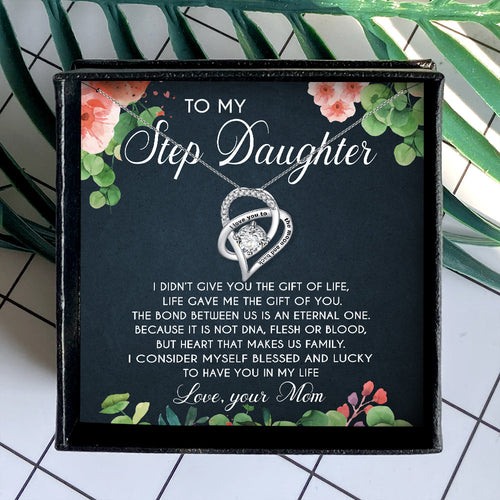 HEART THAT MAKES US FAMILY - NECKLACE FOR STEP DAUGHTER FROM MOM