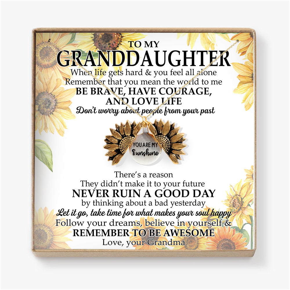 DON'T WORRY ABOUT PEOPLE FROM YOU PAST - NECKLACE FOR GRANDDAUGHTER